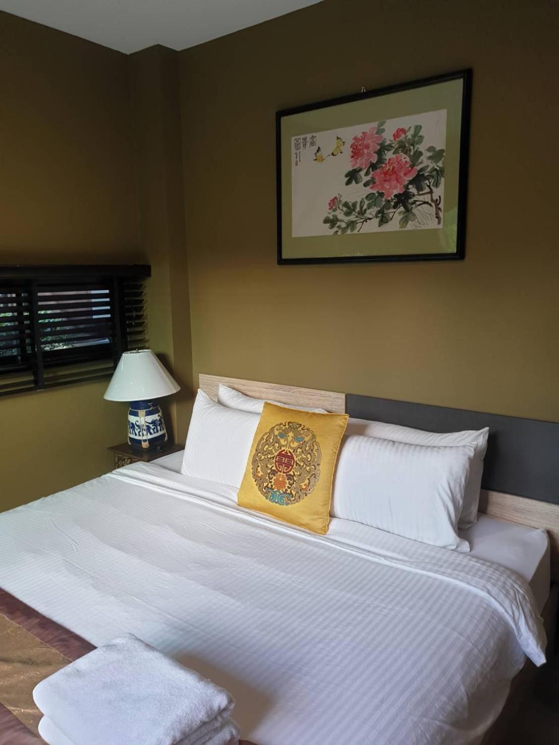 The Lantern Suites Ban Song Hong 客房 照片